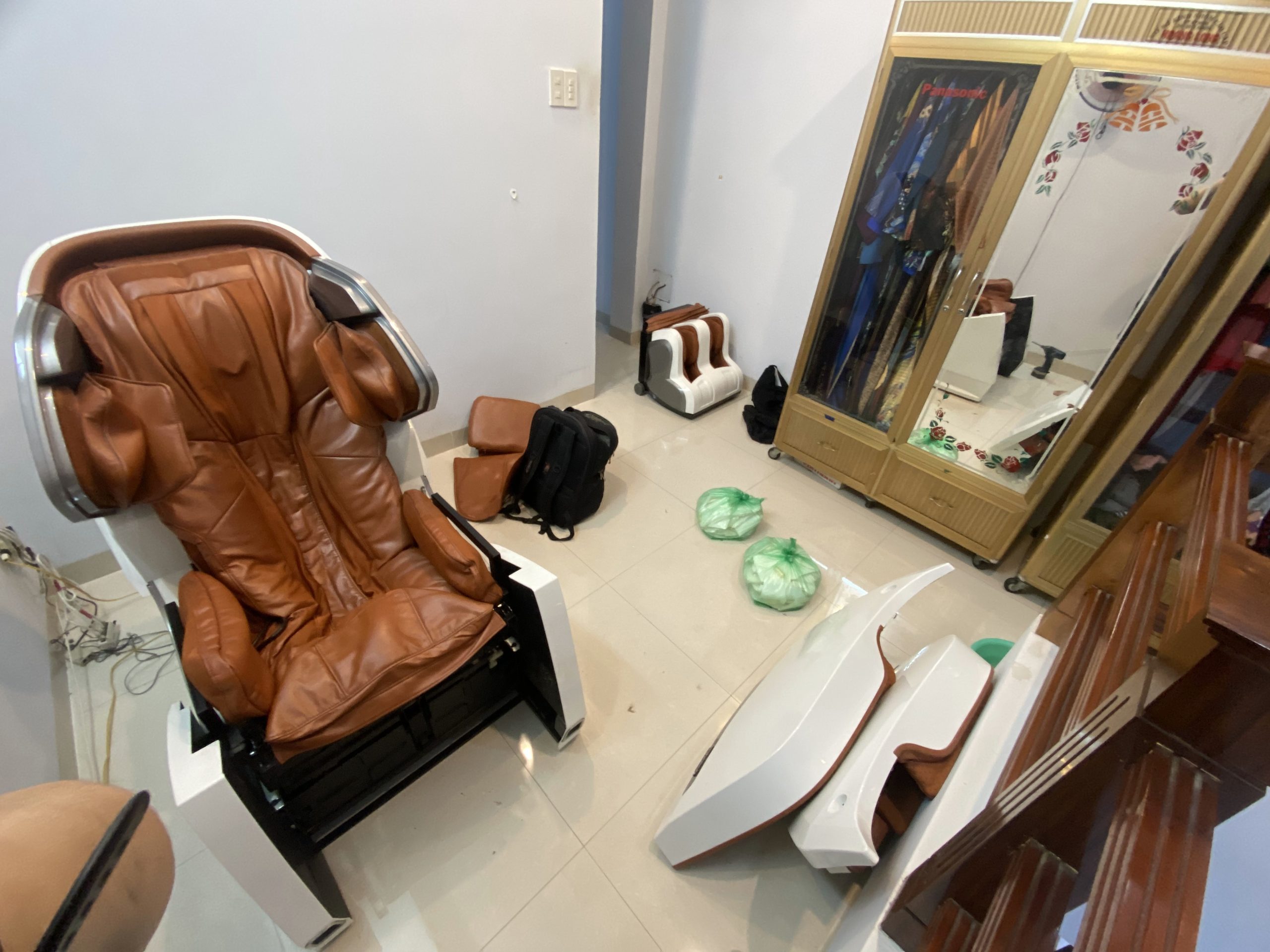 DỊCH VỤ SỬA GHẾ MASSAGE TẠI NHÀ GIÁ RẺ NHẤT TPHCM