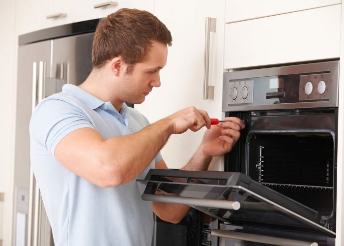 Hướng dẫn 14 cách sửa chữa lò vi sóng tại nhà cho các lỗi đơn giản thường gặp